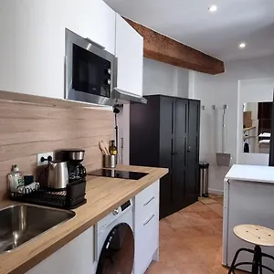 https://studio-proche-capitole-terrasse-wifi-tv.midi-pyreneeshotels.com